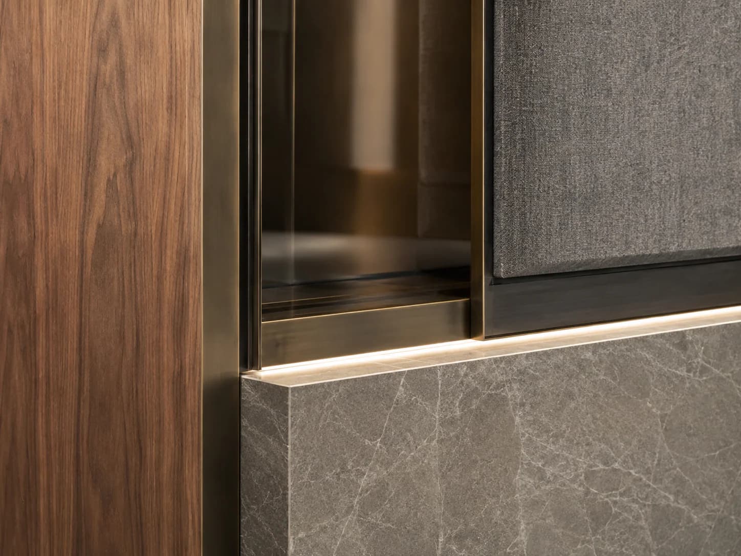 Workplace material-detail interior direction