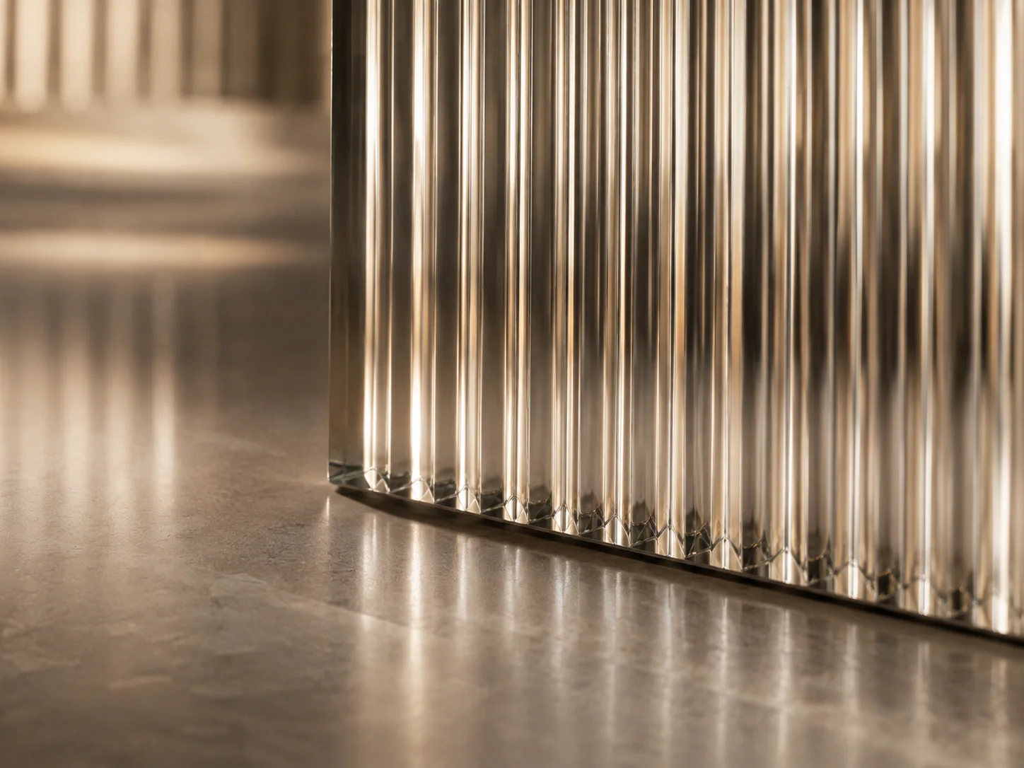 Reeded / Fluted Glass edge and profile detail